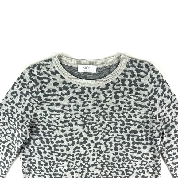 MOD Boutique Grey Animal Leopard Print  Crew Neck Sweater - Picture 3 of 7